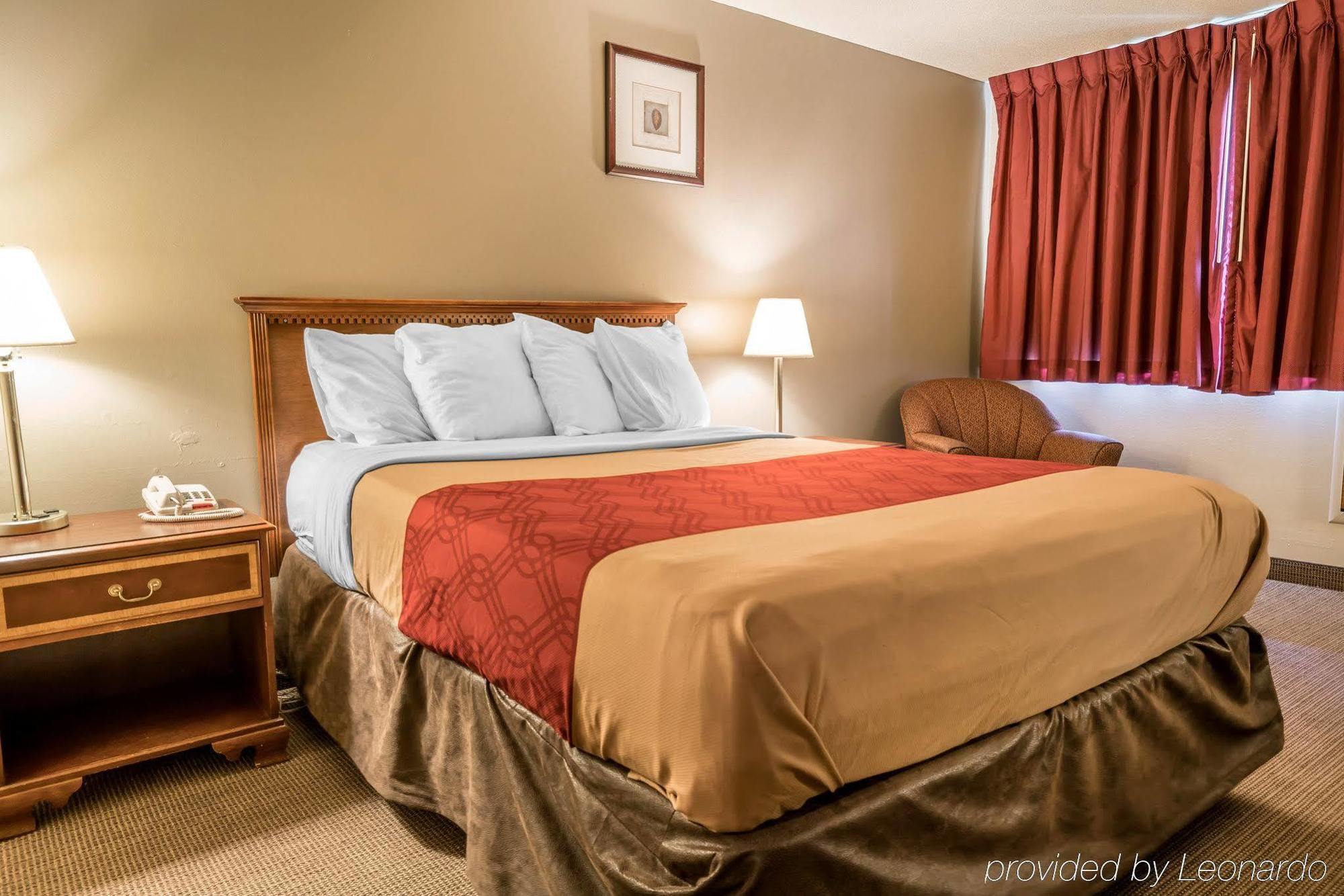 Holiday Lodge Yakima Motel 3*