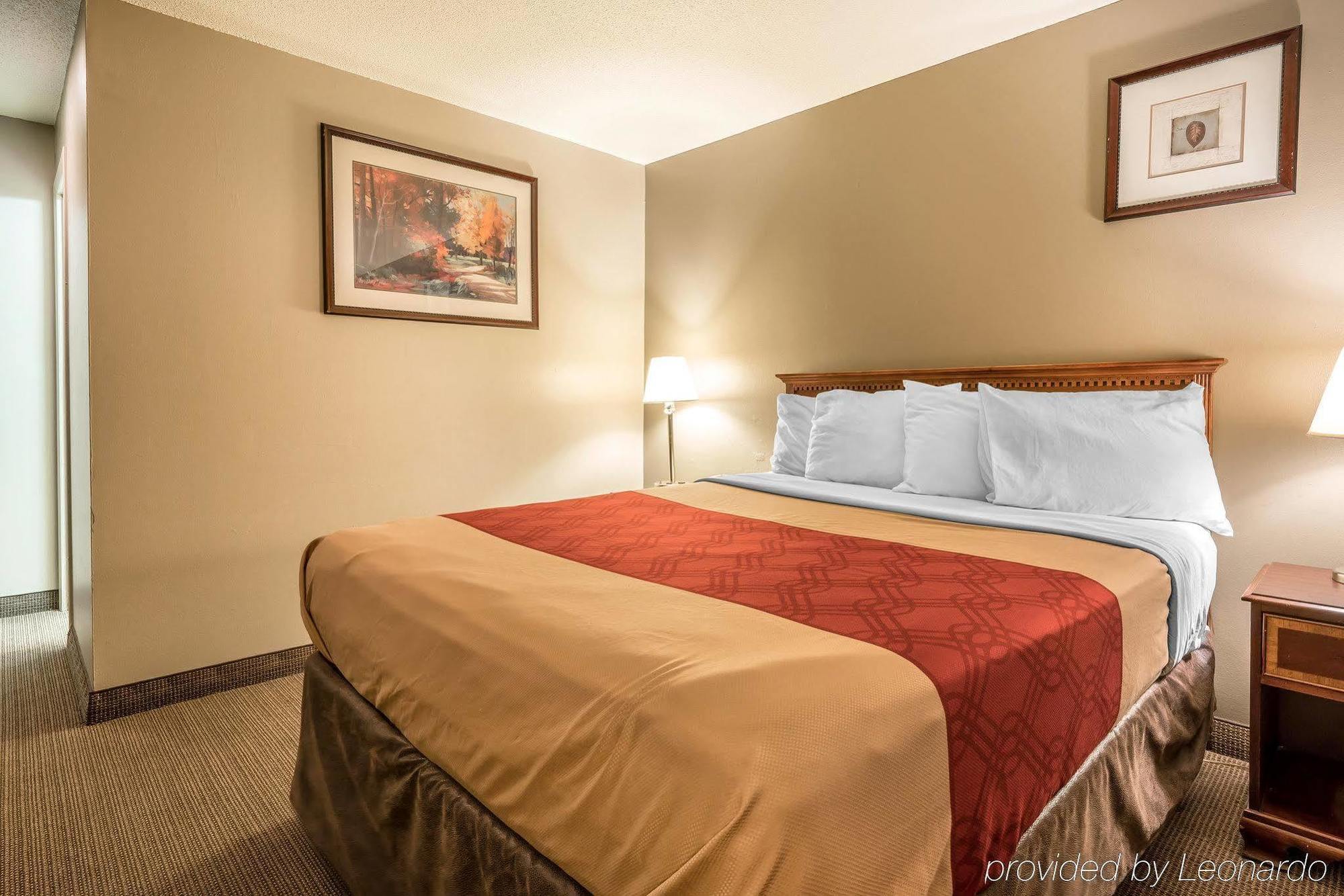 Holiday Lodge Yakima Motel